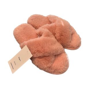 Nordstrom Pink Slippers M